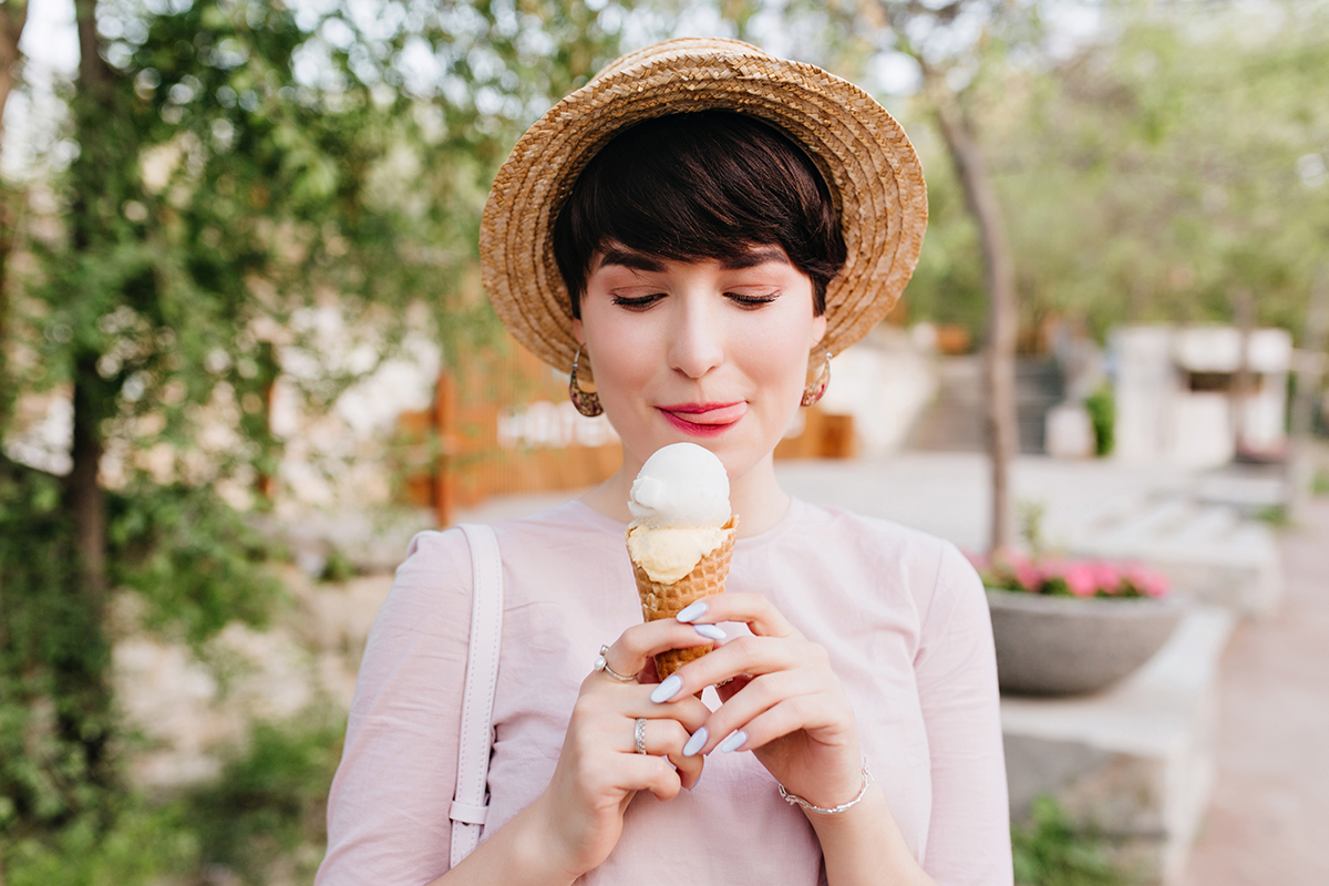 Is ice cream healthy or are they calorie bombs?